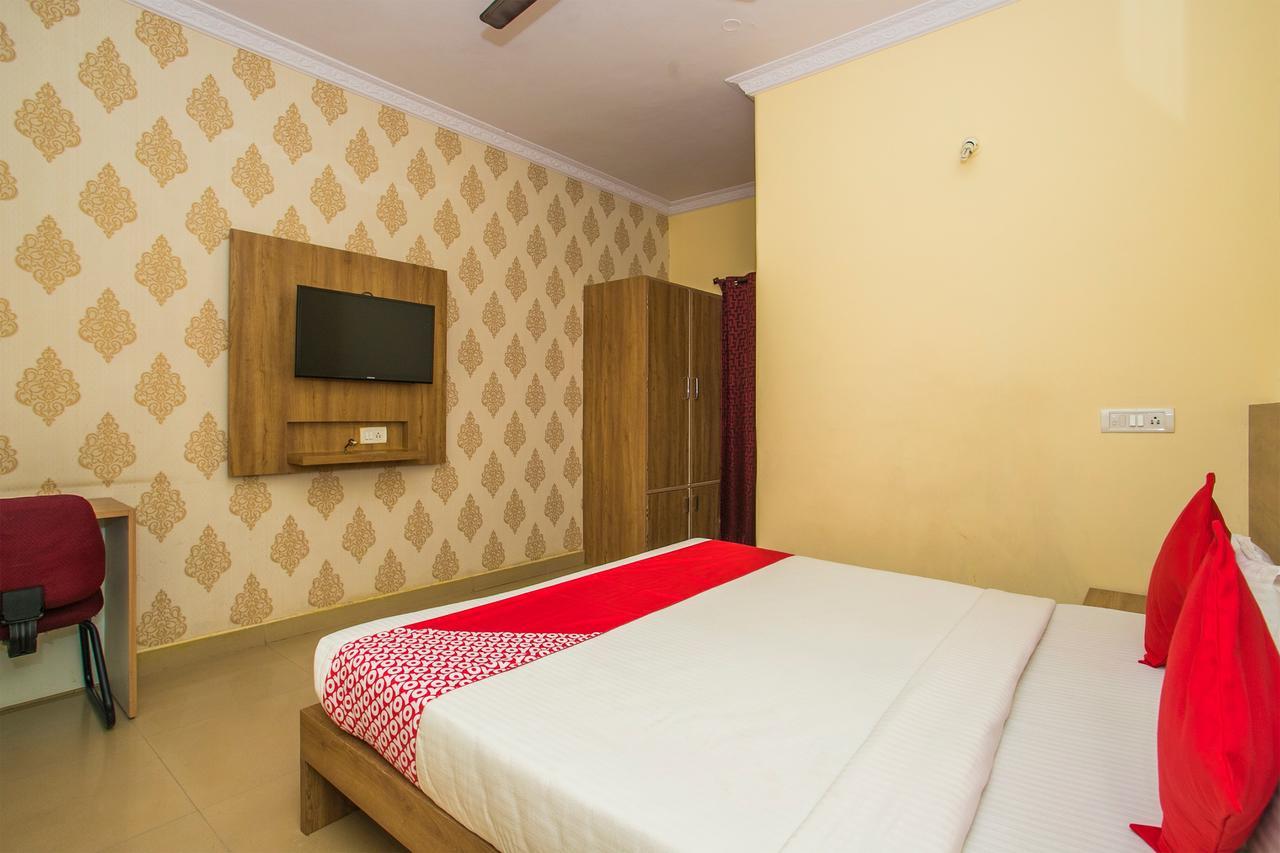 Hotel Venkat Presidency 벵갈루루 외부 사진